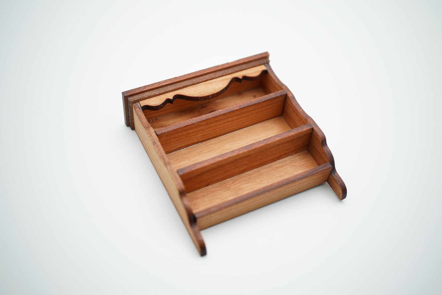 Wall-Mounted Classic Open Shelf