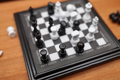Monochrome Chess