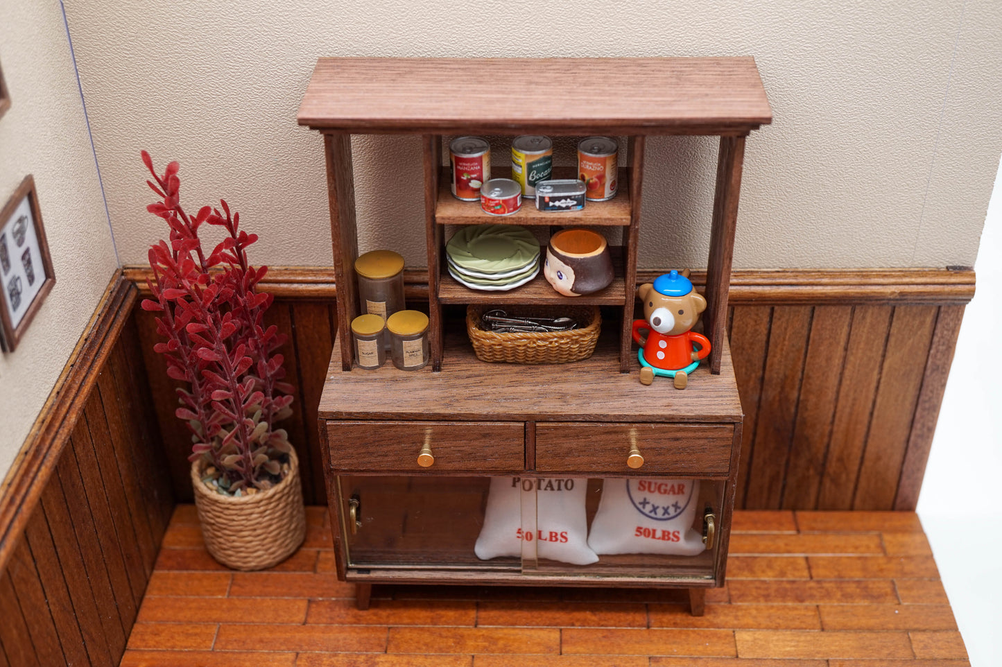 Kitchen Cabinet