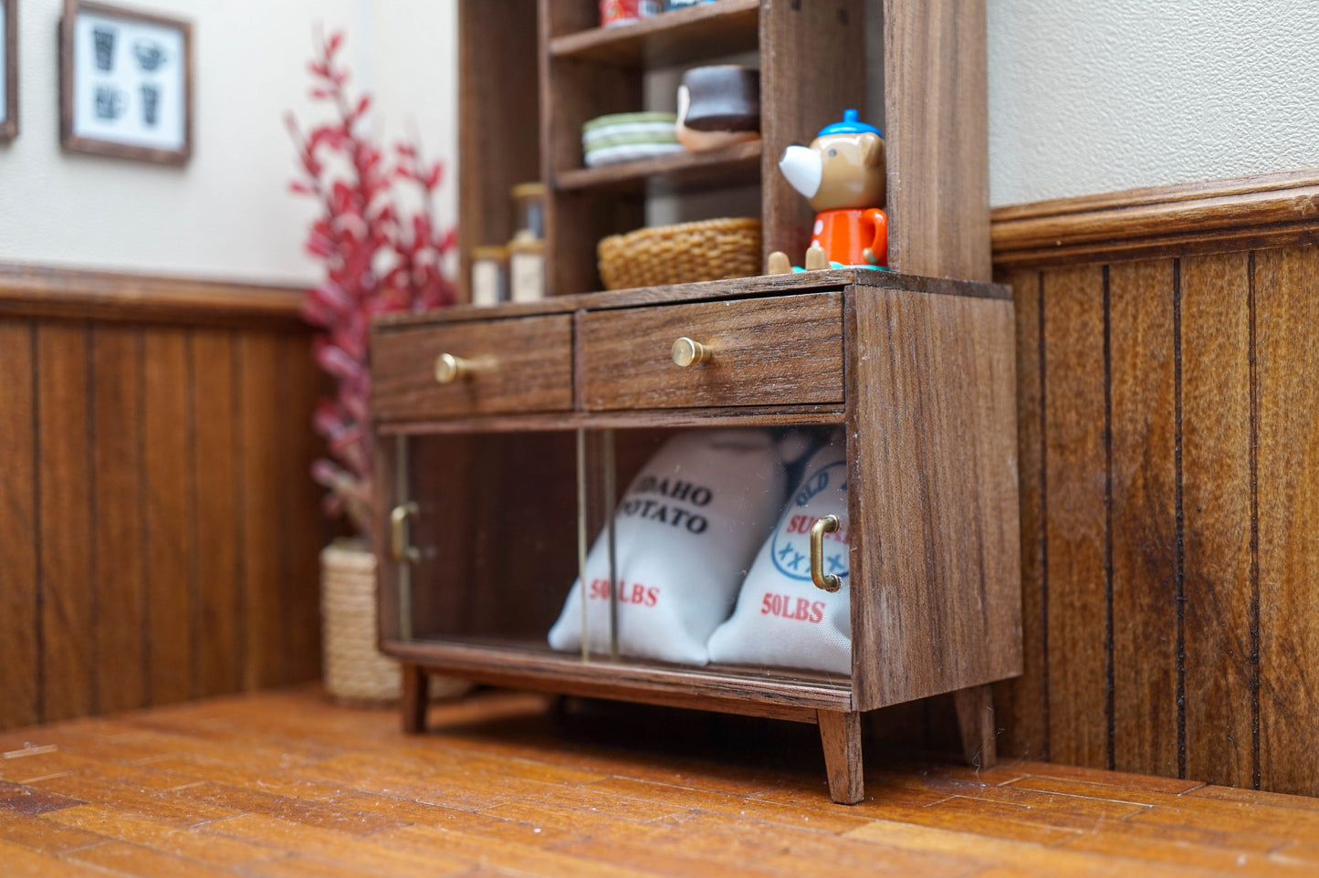 Kitchen Cabinet